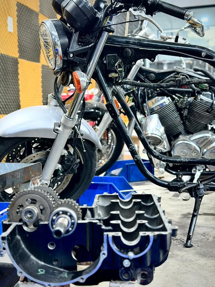 Làm máy, phục hồi CB750